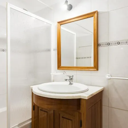 De Santa Eulalia Iii - Villa