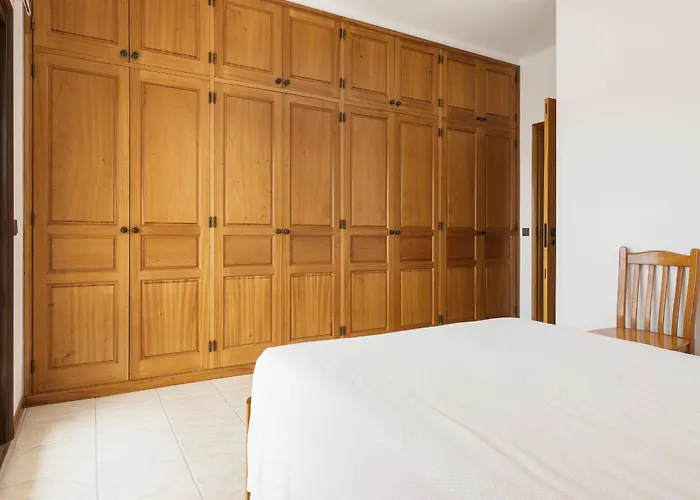 De Santa Eulalia Iii - Villa *