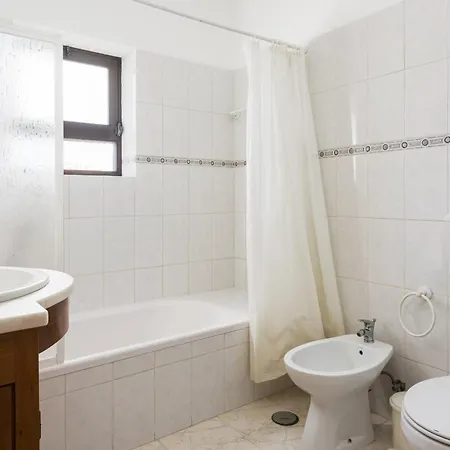 De Santa Eulalia Iii - Villa