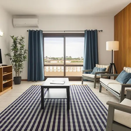 De Santa Eulalia Iii - Βίλα